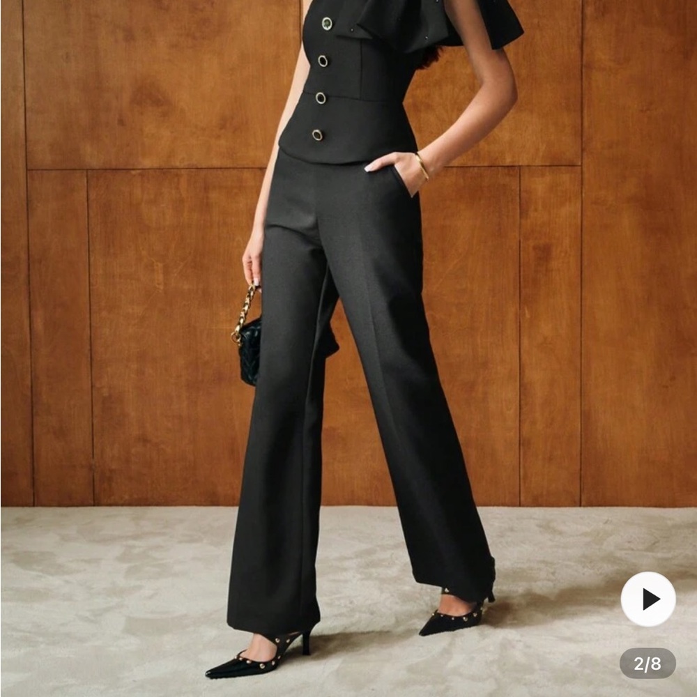 Elegant Black Women's Jumpsuit